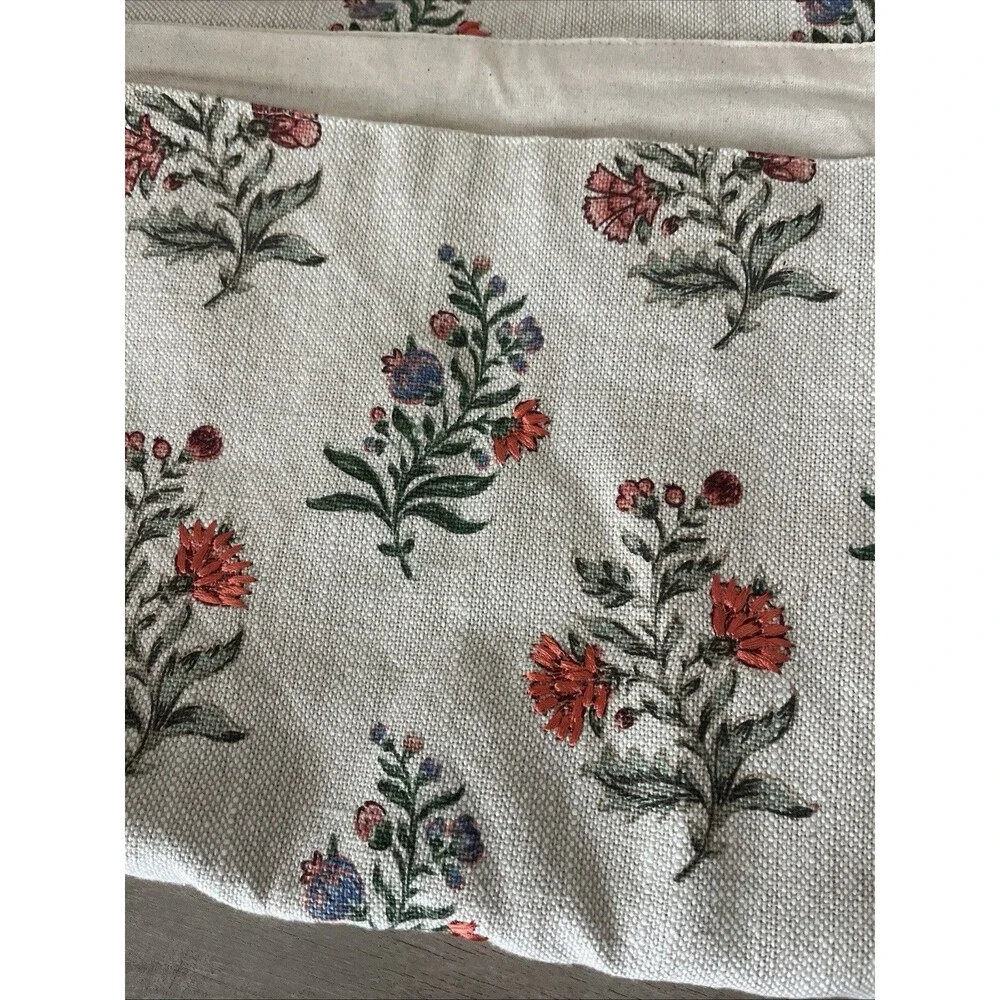 The Farmhouse By Rachel Ashwell Table Runner 16X88 100% Cotton Flowers